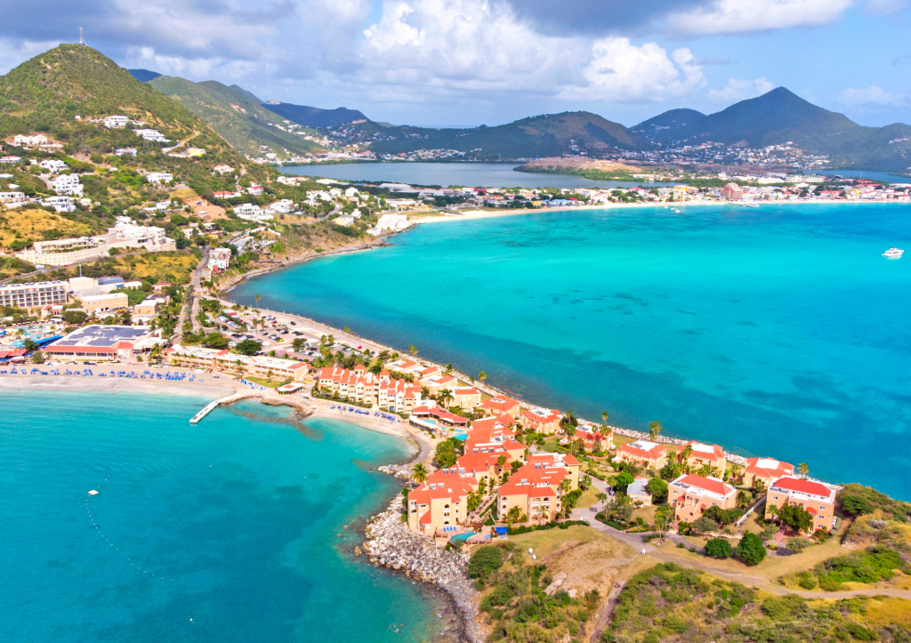 Sint Maarten y Panamá